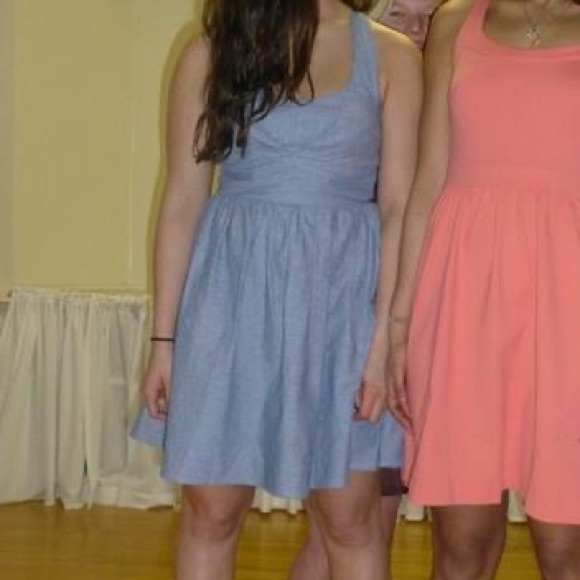 Denim dress with crossed back - Picture 3 of 3